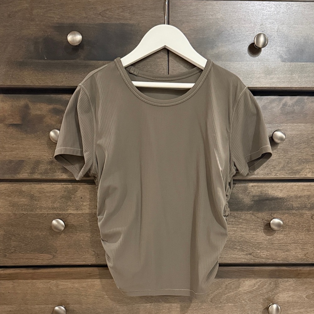 lululemon athletica All it Takes Ribbed Nulu T-Shirt size 6